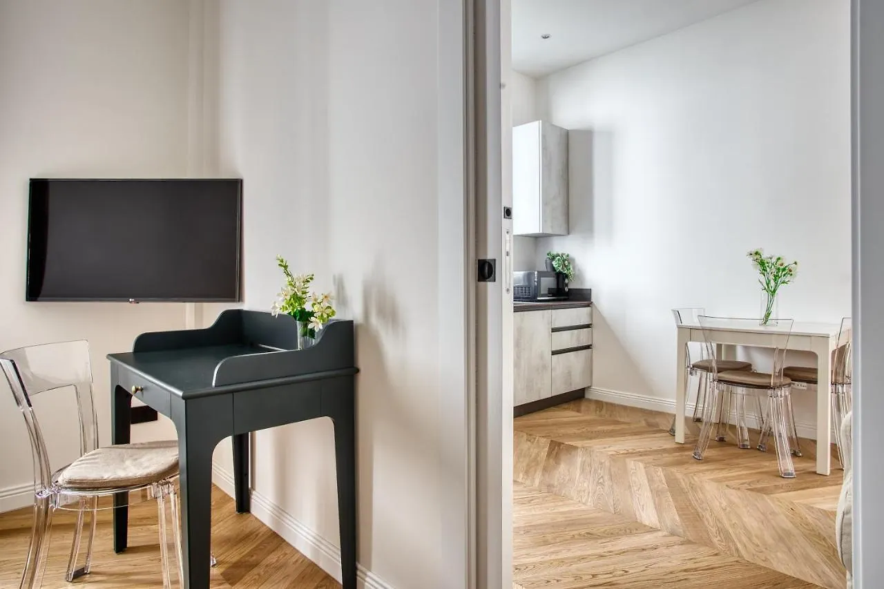밀라노 Joivy Stunning Flat With Balcony 아파트